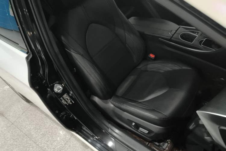 Used Toyota Avalon 2022 Dual-Engine 2.5L XLE Premium Edition
