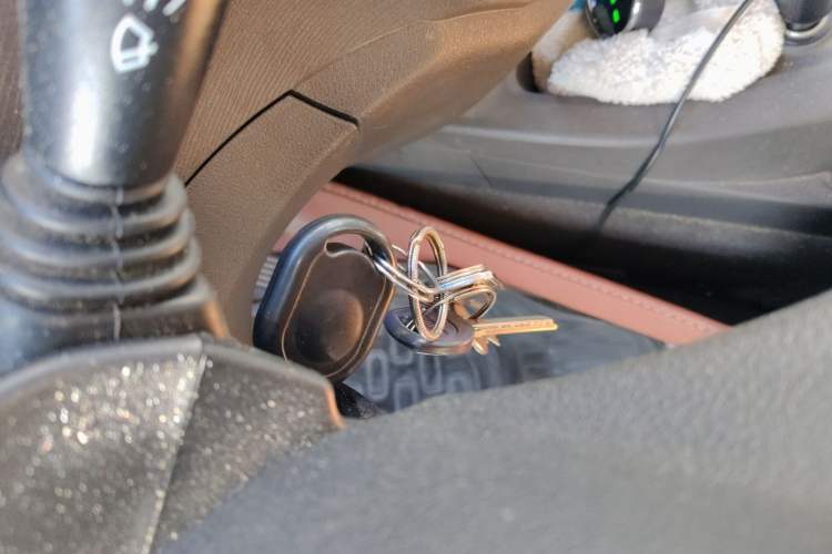 Used Wuling Hongguang 2015 1.5L S Basic Version China V Standard
