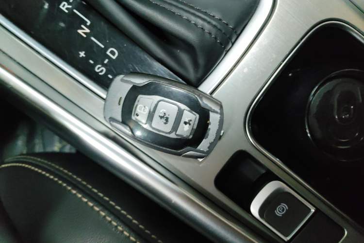 Used BYD Song 2016 GaiShi Edition 1.5TID Automatic Elite Model
