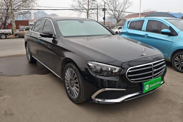 Used Mercedes-Benz E-Class 2018 Facelift E 300 L Luxury Edition
