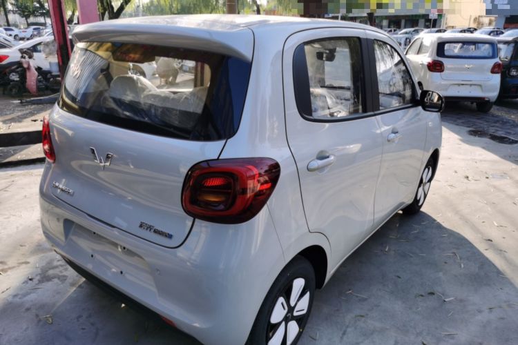 Used Wuling Hongguang MINIEV 2025 Four-Door Version Advanced Edition

