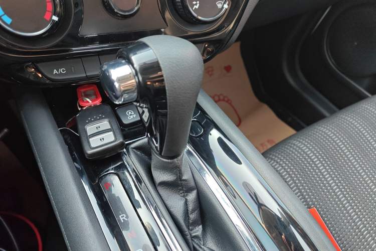 Used Honda Vezel 2017 1.8L CVT Front-Wheel Drive Pioneer Edition
