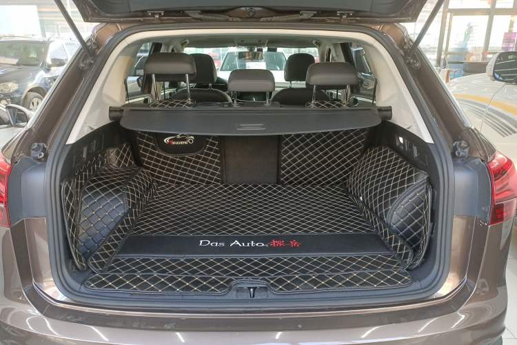 Used Volkswagen Tayron 2019 330TSI Two-Wheel Drive Luxury Model China VI Standard