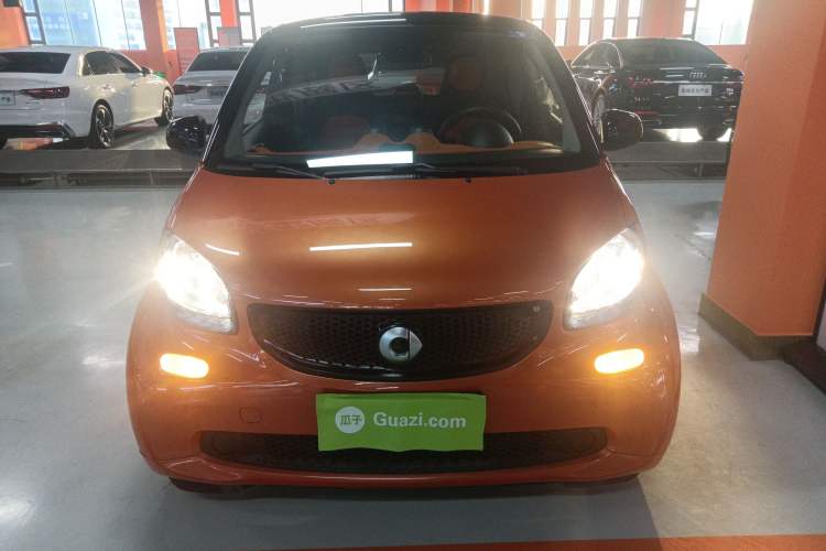 Used  fortwo 2015 1.0L 52 kW Hardtop Passion Edition