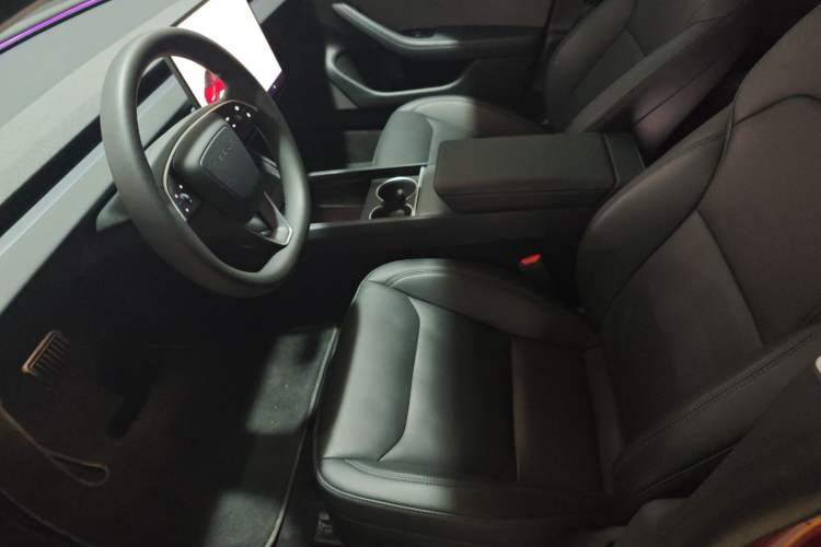 Used Tesla Model 3 2023 Rear-Wheel-Drive Version
