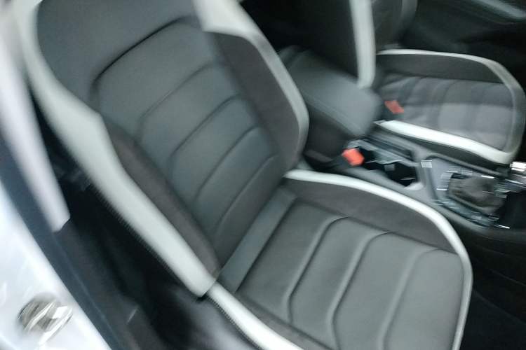 Used Volkswagen Tiguan L 2019 280TSI Automatic Two-Wheel Drive Panoramic Comfort Edition China V Standard
