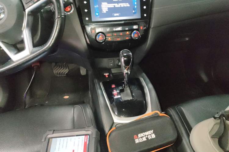 Used Nissan X-Trail 2021 2.0L CVT 2WD XL Premium Commemorative Edition
