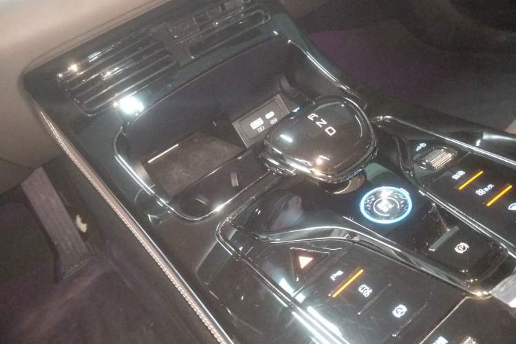 Used BYD Han 2023 EV Champion Edition 506KM Front-Wheel-Drive Premium Model
