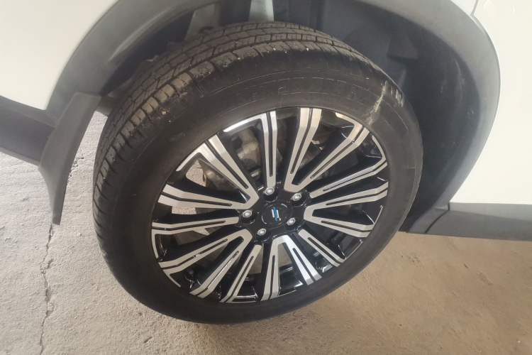 Used Oshan X5 2021 Revised Version 1.5T DCT Luxury Edition
