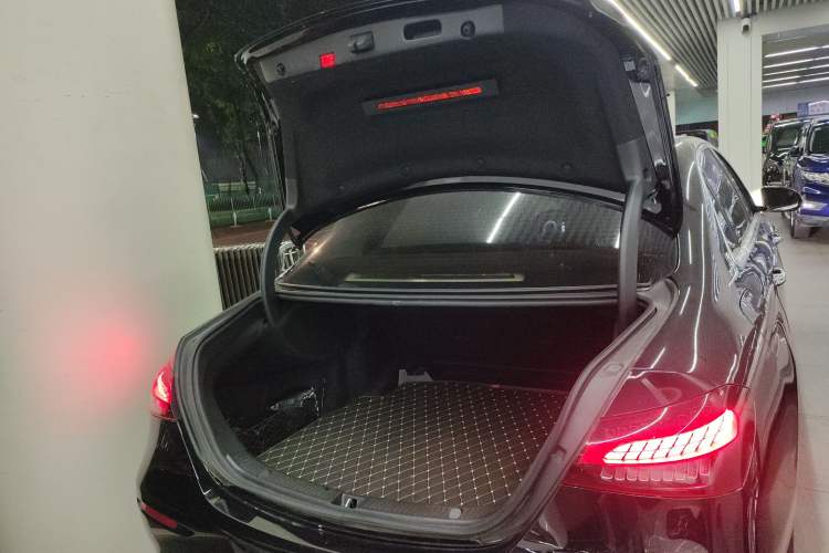 Used Mercedes-Benz E-Class 2022 E 260 L