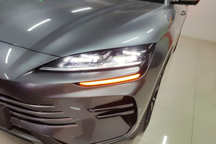 Used BYD Song PLUS New Energy 2025 DM-i 112KM Prestige Model
