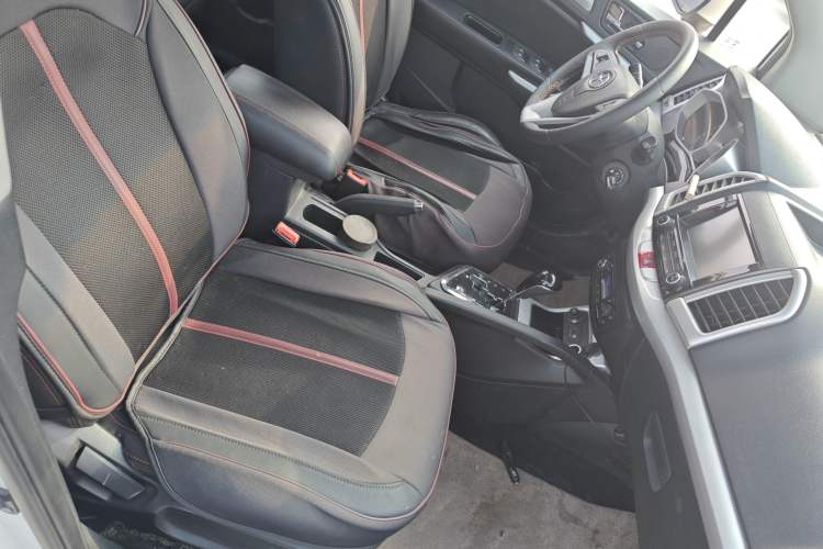 Used  Refine S3 2016 1.5L CVT Luxury Smart Version
