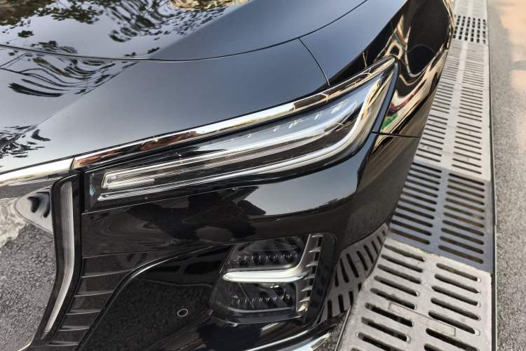 Used Hongqi H5 2024 1.5T DCT Smart Connect Flagship Edition
