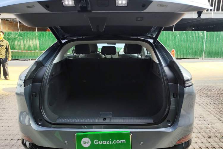 Used XPeng G6 2025 625 Long-Range Max Flagship Edition
