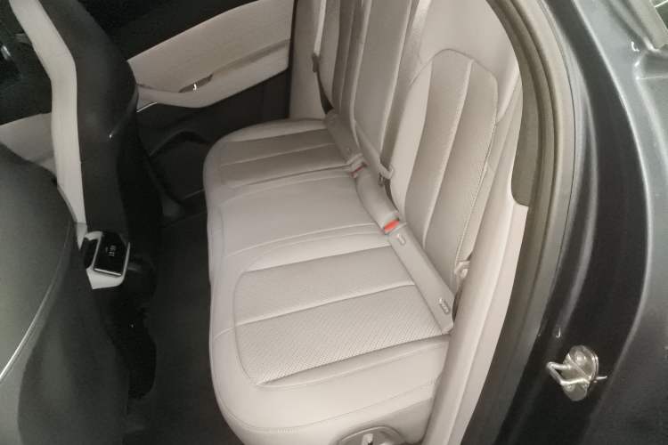 Used Nio EC6 2024 75 kWh