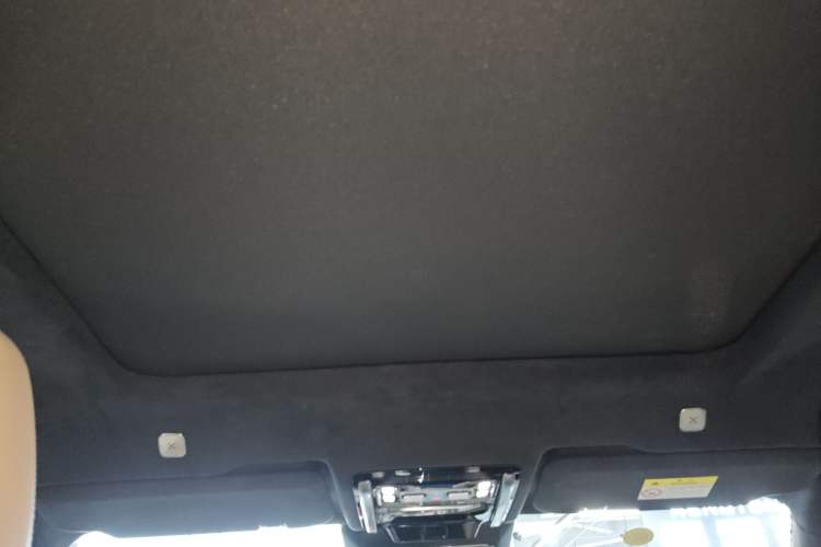 Used  Leopard 8 2025 Smart & Brave Flagship Edition 7 Seats
