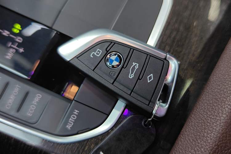 Used BMW 3 Series 2020 Restyled 325Li M Sport Package
