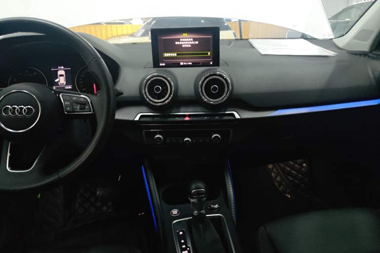 Used Audi Q2L 2021 35 TFSI Fashion Dynamic Model
