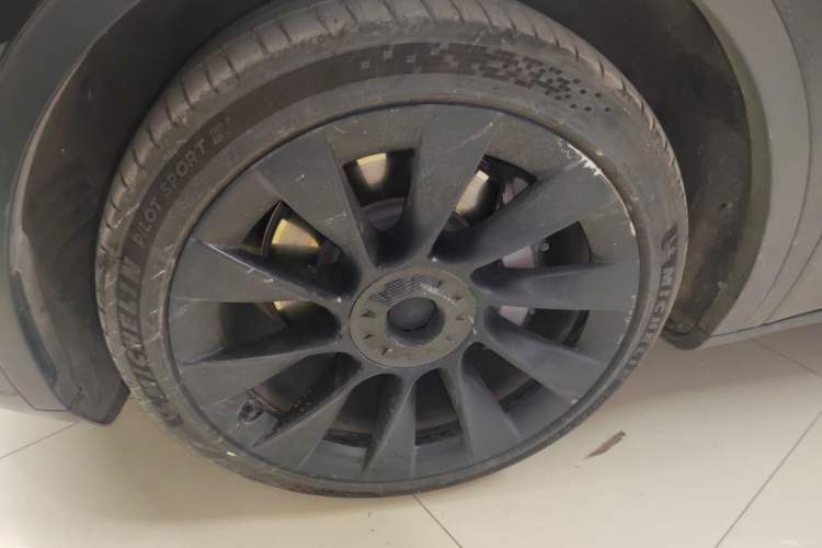 Used Tesla Model Y 2022 Revised Version Long-Range All-Wheel Drive
