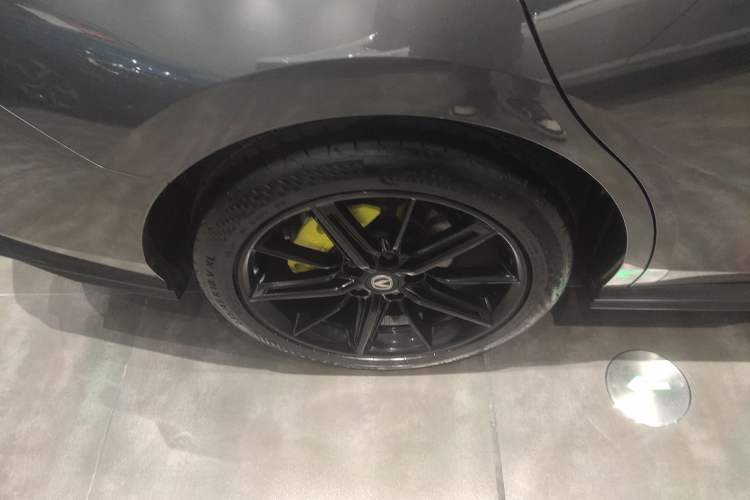 Used Changan UNI-V 2023 1.5T Prestige Model
