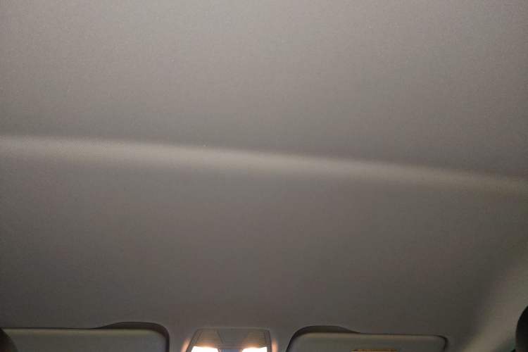 Used Hongqi E-QM5 2022 431 km Charge & Enjoy Edition
