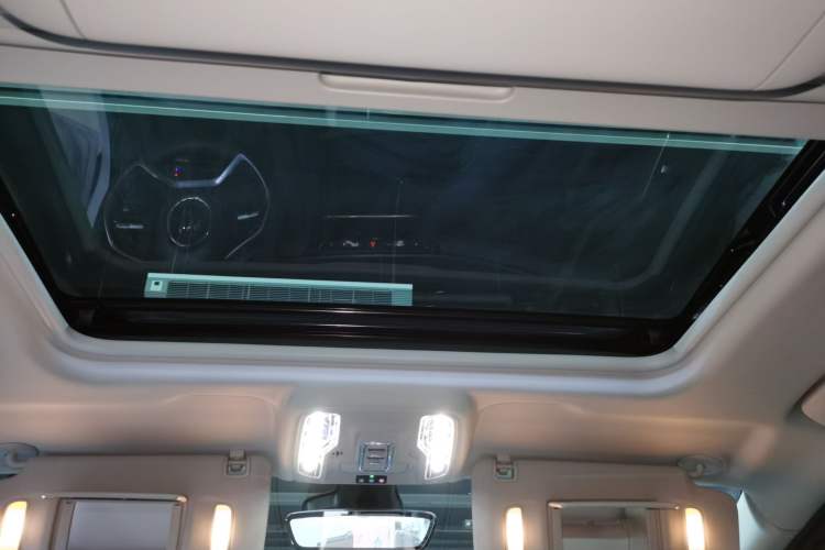 Used Buick GL8 2025 Lu Zun Deluxe Edition
