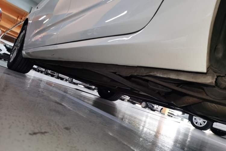 Used Citroen C4L 2014 1.8L Intelligent Drive Automatic Dynamic Model
