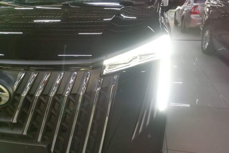 Used GAC Trumpchi M8 2024 Master Series 400T Prestige Edition
