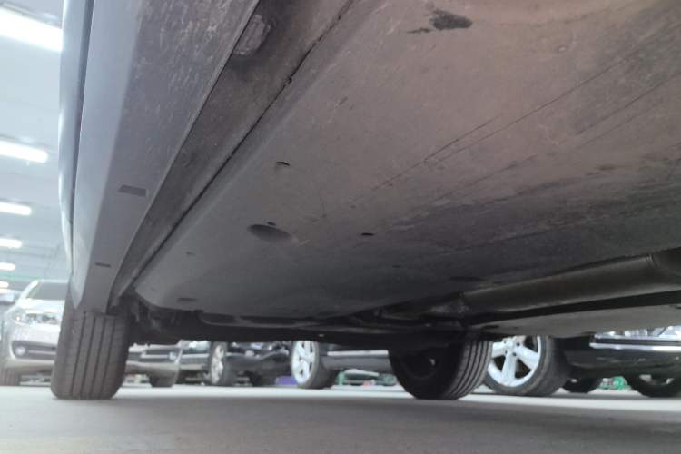 Used Volkswagen Tharu 2025 NewRui 300TSI Prestige Edition
