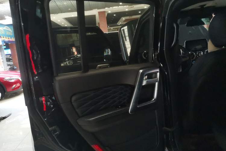 Used Beijing Auto BJ40 2019 2.3T Automatic Four-Wheel Drive Urban Hunter Edition Premium Model China VI Emission Standard
