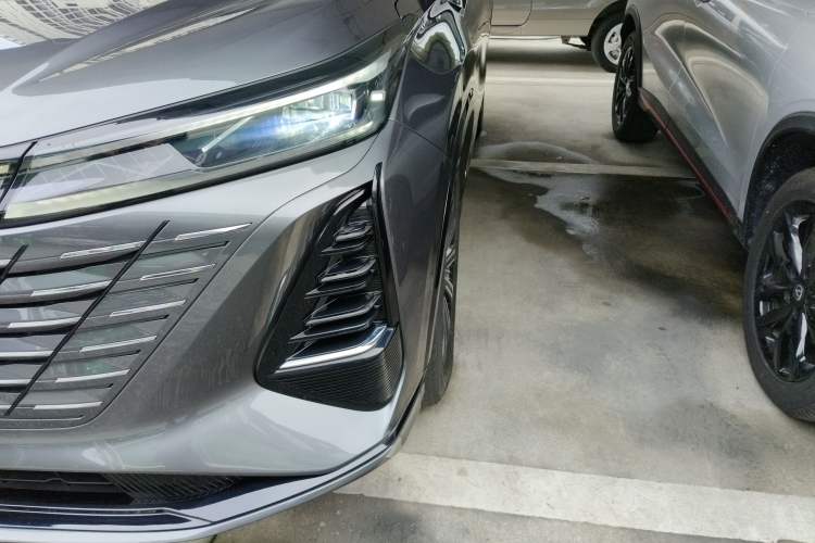 Used Changan CS75 PLUS 2024 3rd Generation Champion Edition 1.5T Intelligent Drive Dynamic Model
