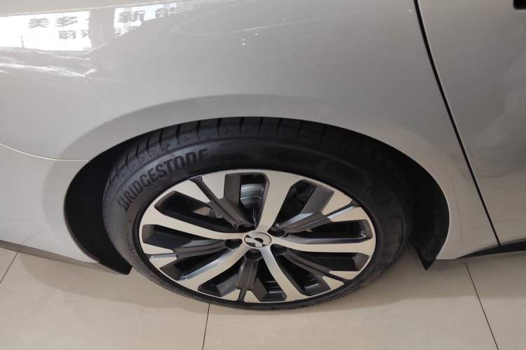 Used Nio ET7 2023 100kWh Signature Edition
