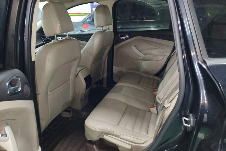 Used Ford Kuga 2013 2.0L GTDi Four-Wheel-Drive Elite Model