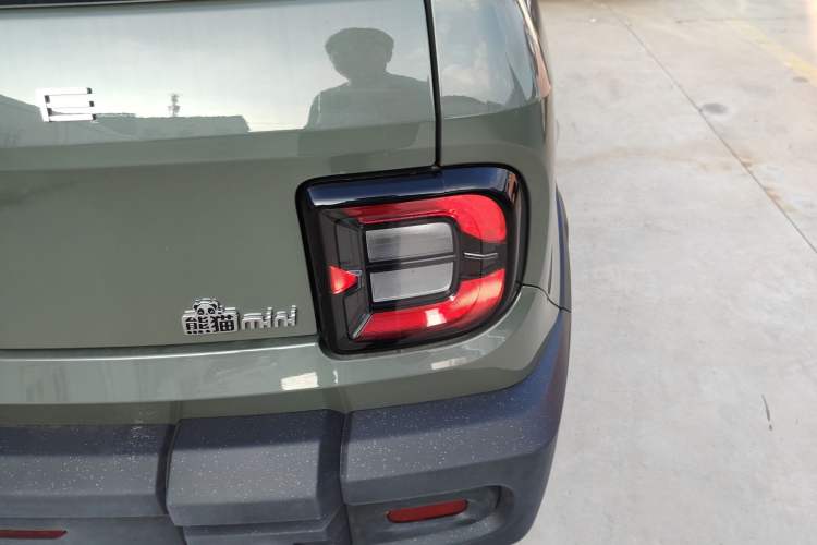 Used  Panda 2025 210km Panda Rider
