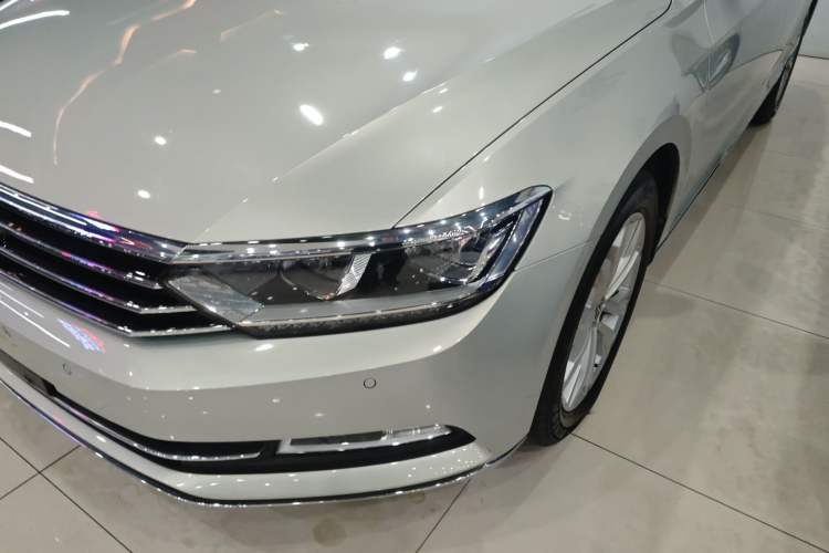 Used Volkswagen Magotan 2017 330TSI DSG Luxury Model