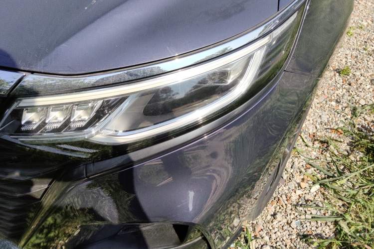 Used Roewe iMAX8 2021 400TGI Supreme Series Lu Zun Edition
