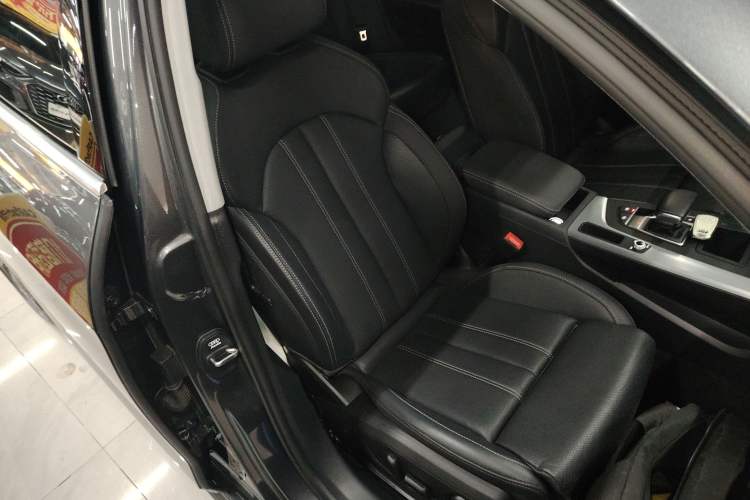 Used Audi A4L 2022 40 TFSI Fashion Dynamic Model
