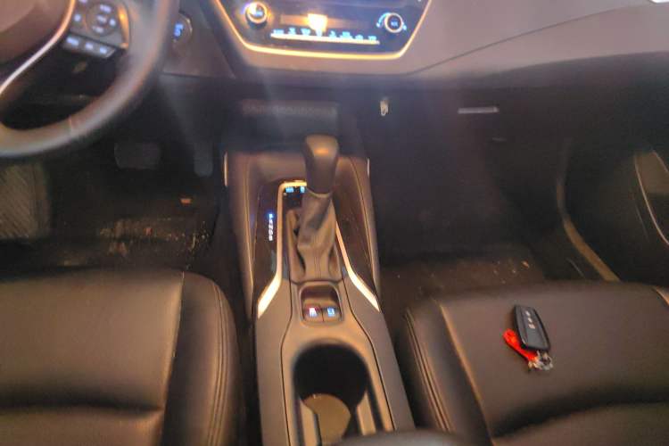 Used Toyota Corolla 2019 Dual-Engine 1.8L E-CVT GL-i Elite Edition
