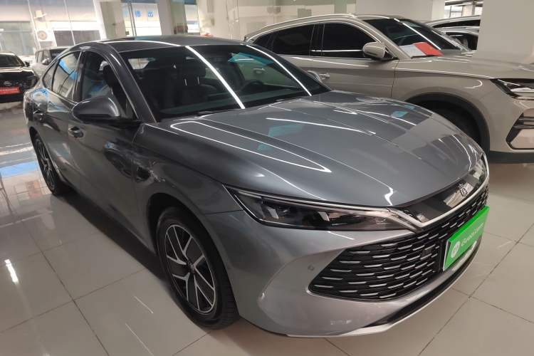 Used BYD Qin L 2025 DM-i Smart Drive 120KM Superior Model
