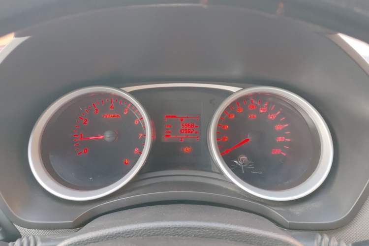 Used Wuling Hongguang 2021 1.5L Revised S Standard Version Hydraulic-Power-Assisted LAR
