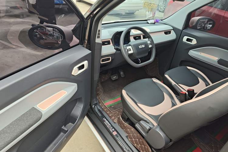 Used Chery QQ Ice Cream 2022 170km Sundae Phosphate Lithium-Ion
