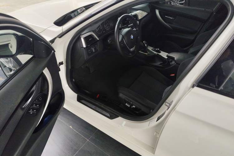 Used BMW 3 Series 2017 320i M Sport
