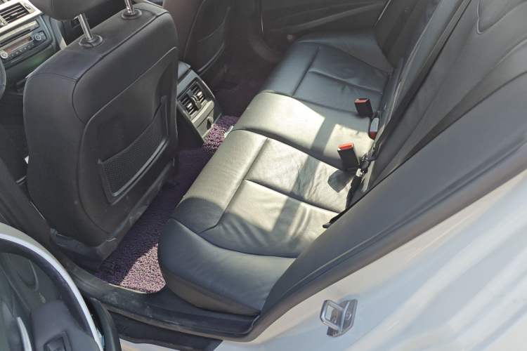 Used BMW 3 Series 2014 320i Sport Edition
