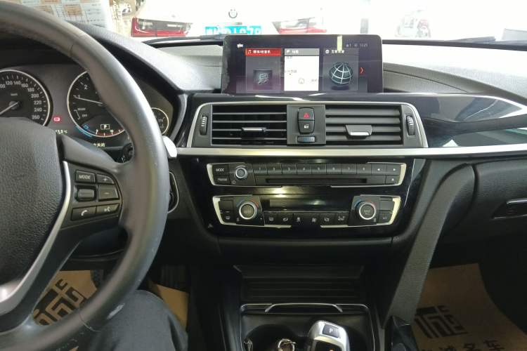 Used BMW 3 Series 2019 320Li Fashion Model
