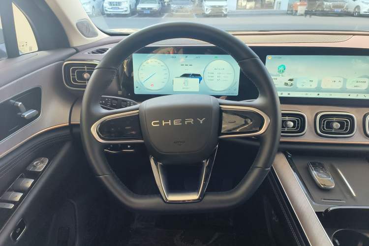 Used Chery Tiggo 9 C-DM 2025 1.5T 106KM Ultra-Comfort Edition 5 Seats Lithium-NMC
