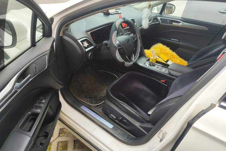 Used Ford Mondeo 2017 EcoBoost 180 Stylish Model
