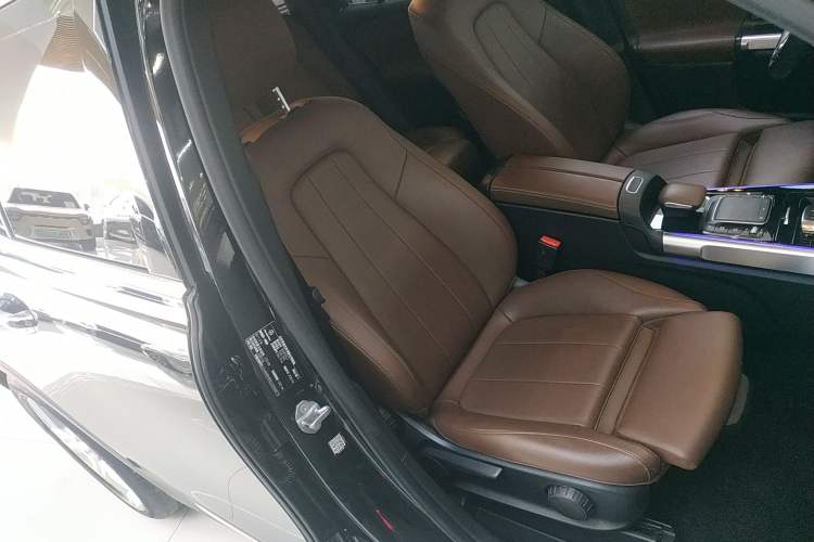 Used Mercedes-Benz GLB 2020 Updated GLB 200 Dynamic Edition