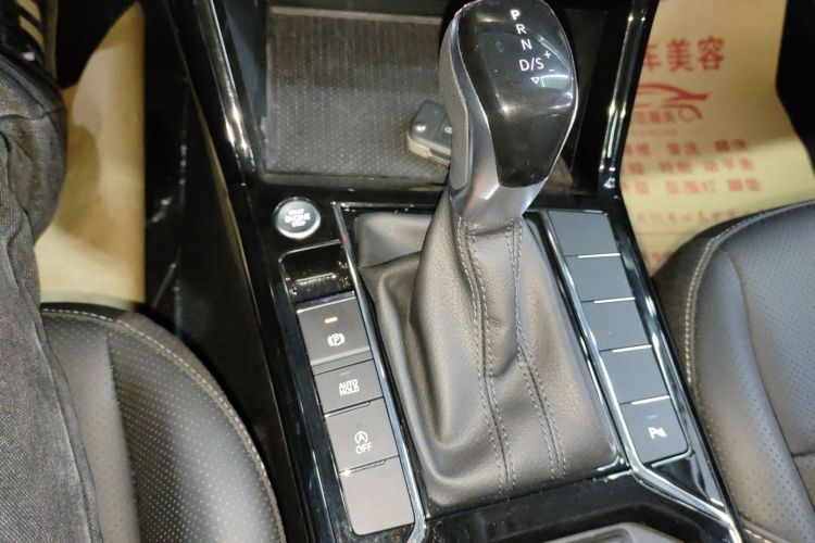 Used Volkswagen Passat 2025 Outstanding Model 330TSI Elite Edition
