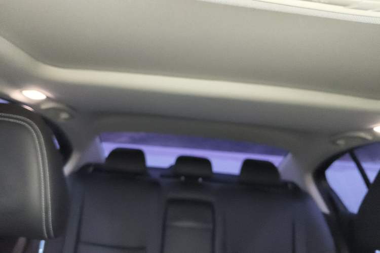 Used Infiniti Q50L 2018 2.0T Enjoyment Version China V Standard