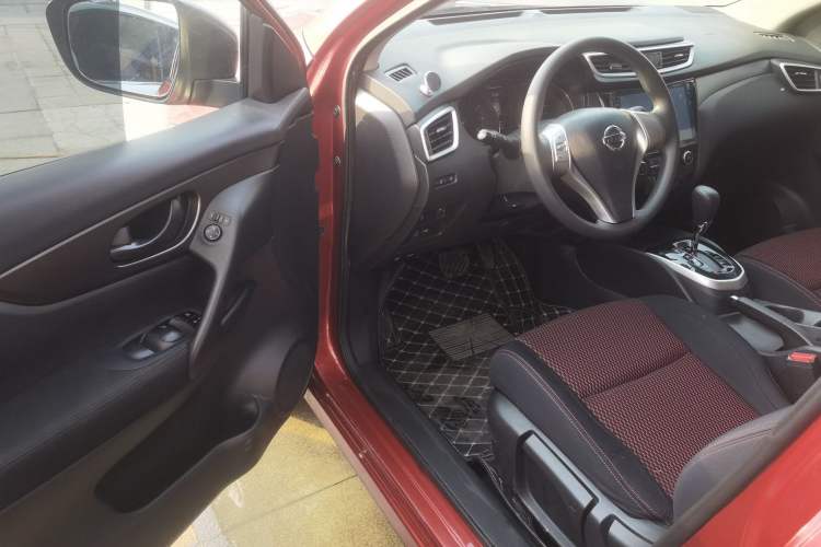 Used Nissan Qashqai 2017 1.2T CVT Fashion Edition
